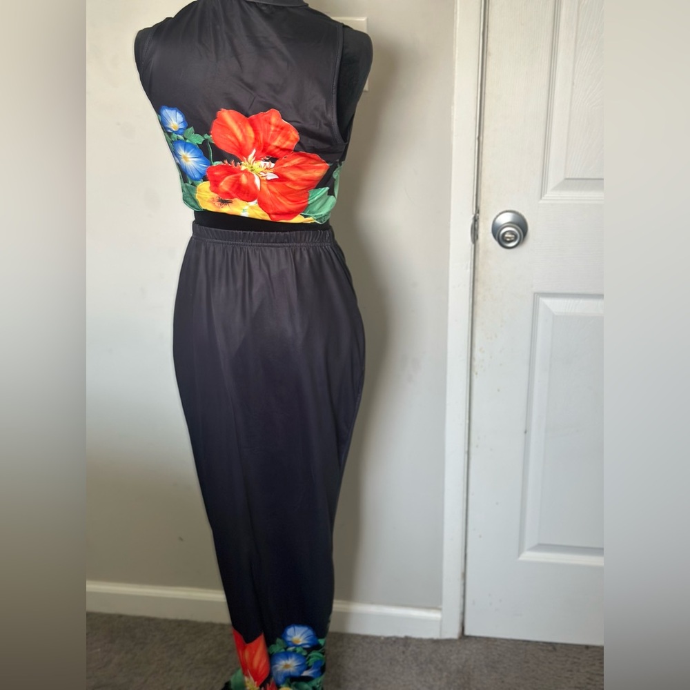 Elegant Black Floral Women's Skirt